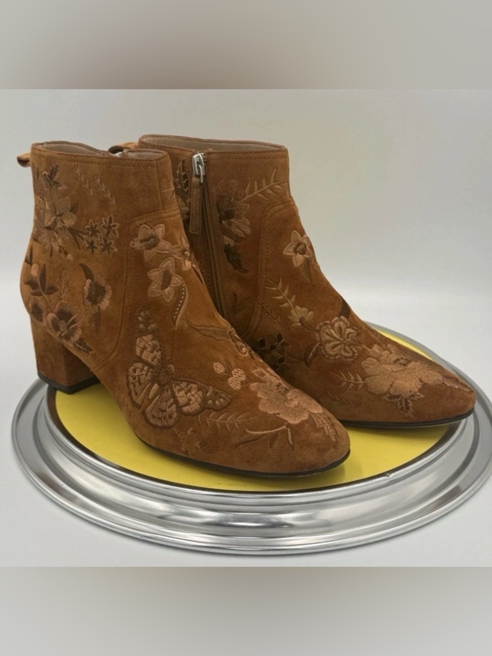 Johnny Was Taline Embroidered Suede Boots Booties Brown Size 8 Leather Soles - Picture 8 of 12